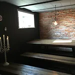 Hostal Danhostel *